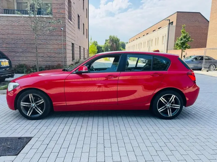 BMW 1 Series 2012 photo 4