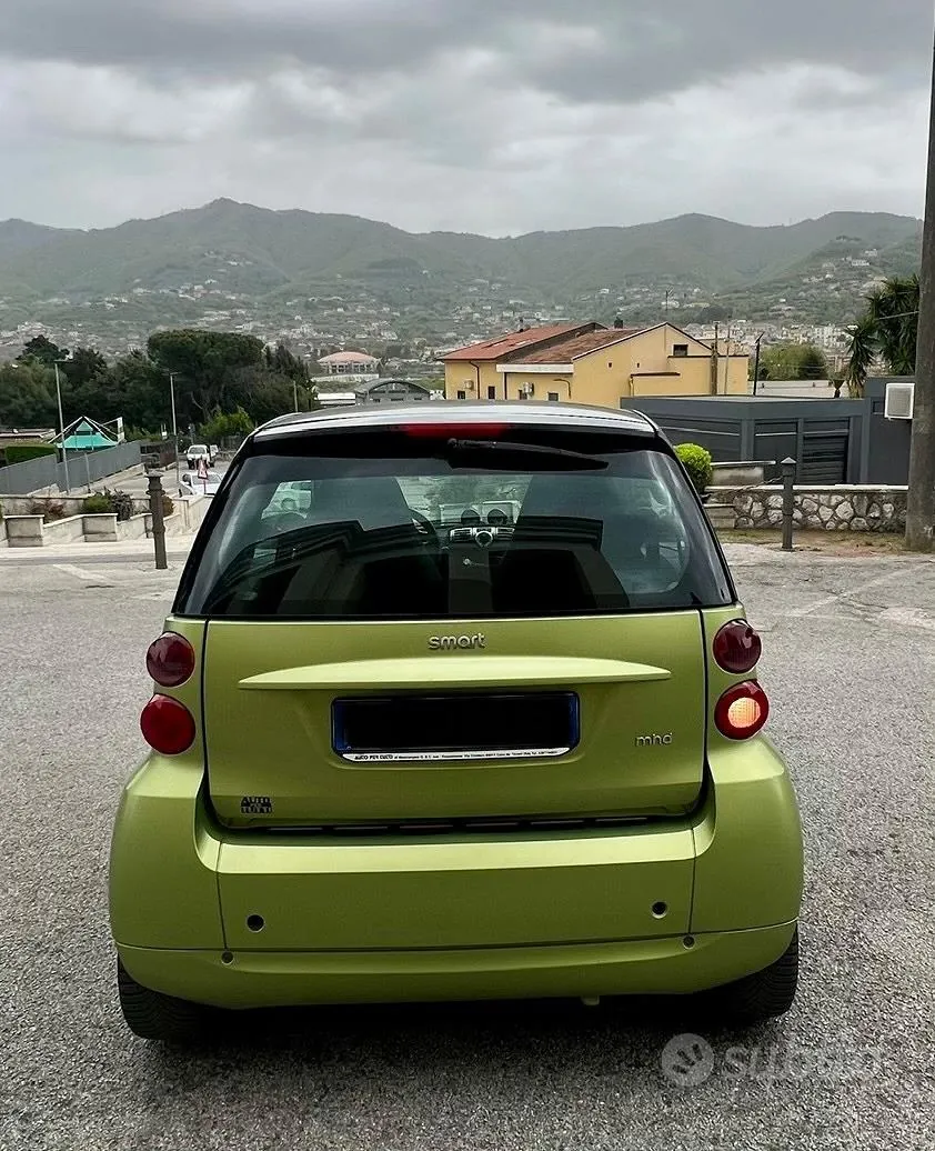 Smart Fortwo 2011 photo 4