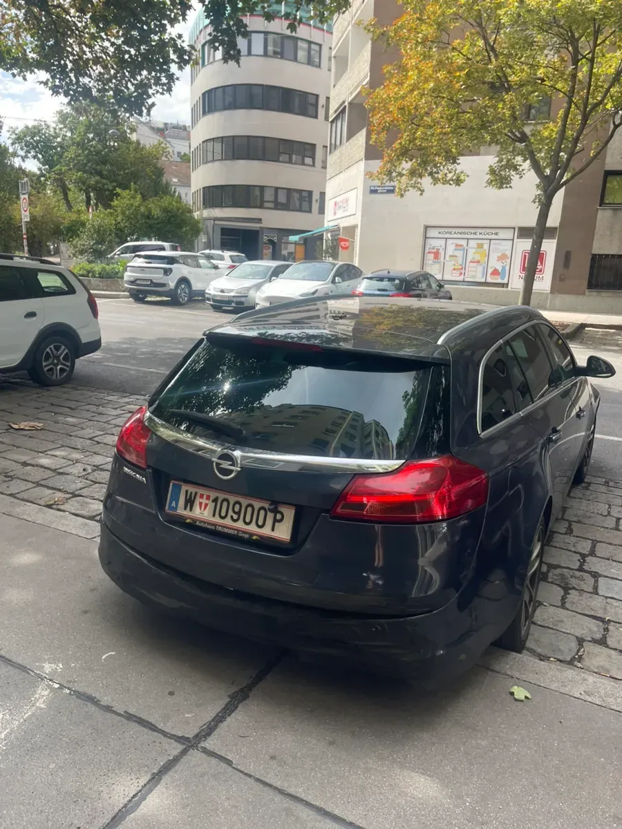 Opel Insignia 2011 photo 3