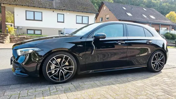Mercedes-Benz A 35 Amg