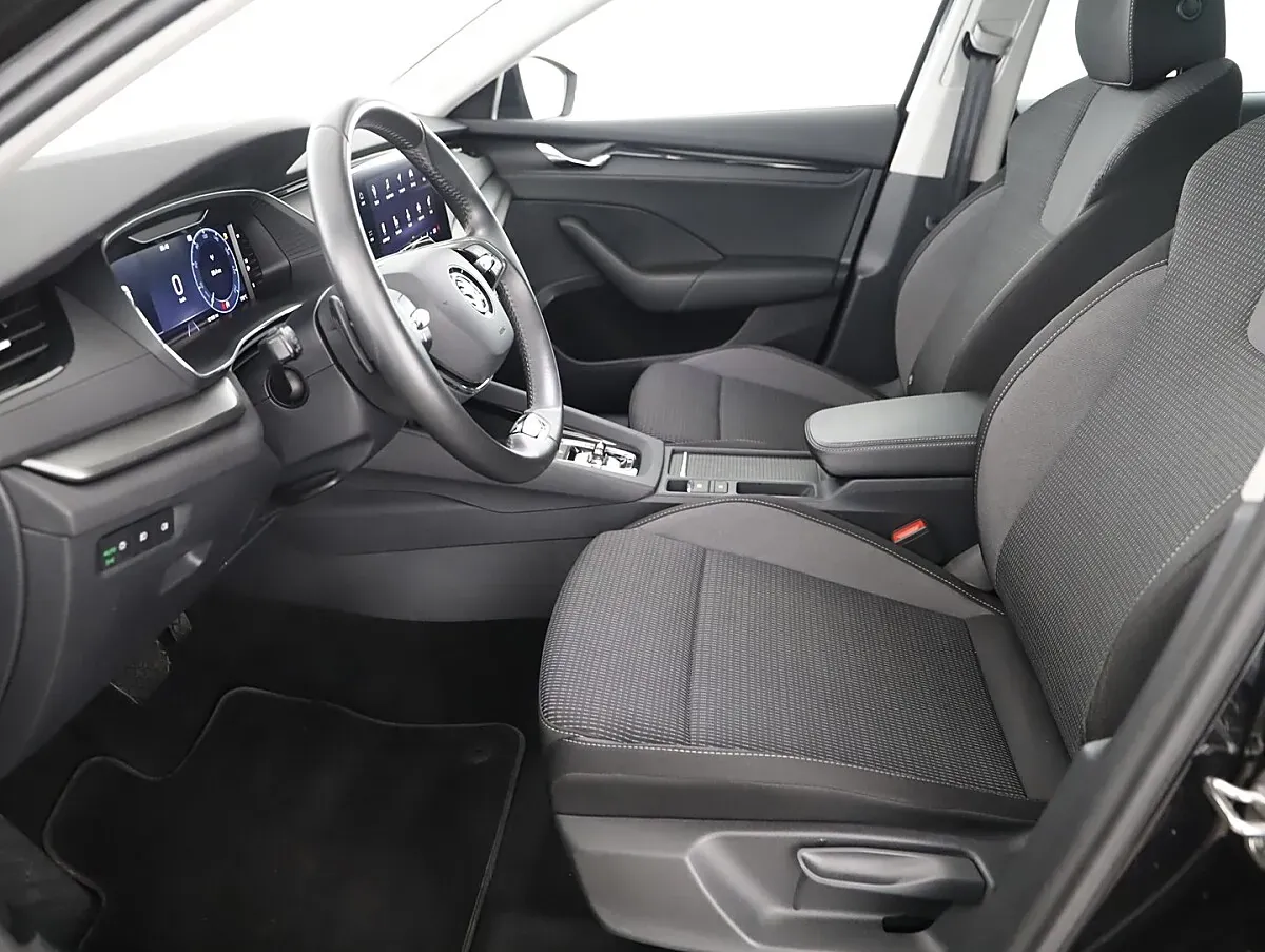 Skoda Octavia 2023 photo 3