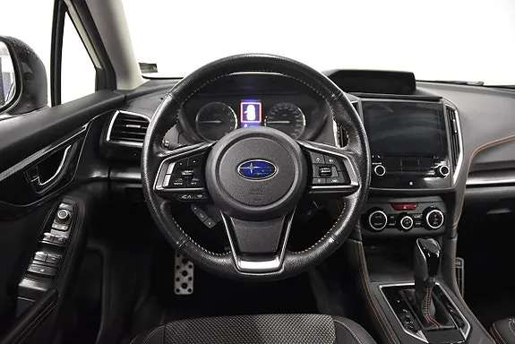 Subaru Xv 2018 photo 2
