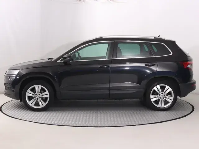 Skoda Karoq 2022 photo 2