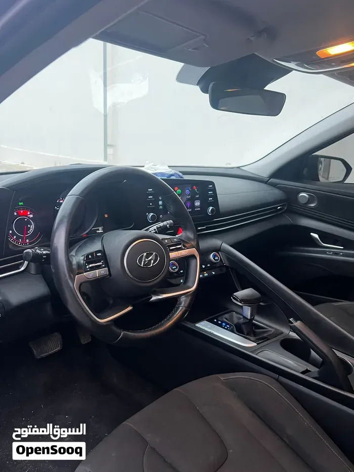 Hyundai Elantra 2022 photo 4