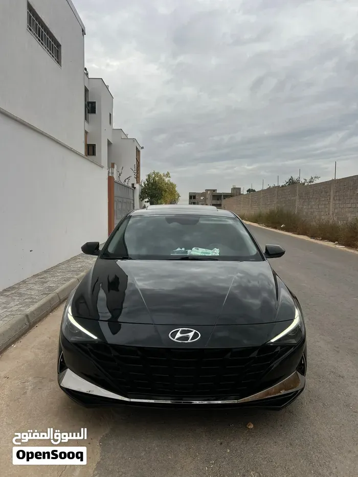 Hyundai Elantra 2022 photo 2