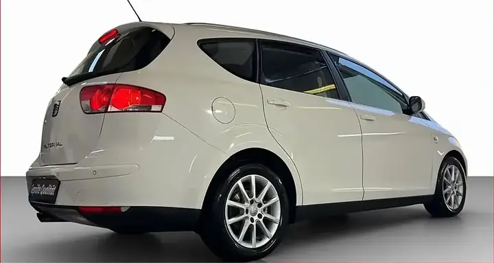 Seat Altea Xl 2011 photo 2