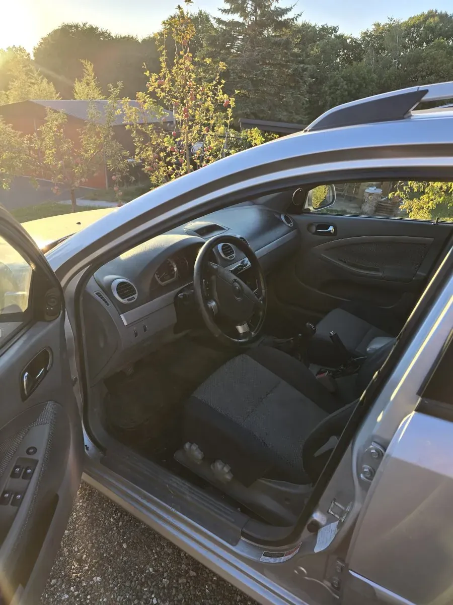 Chevrolet Nubira 2010 photo 3