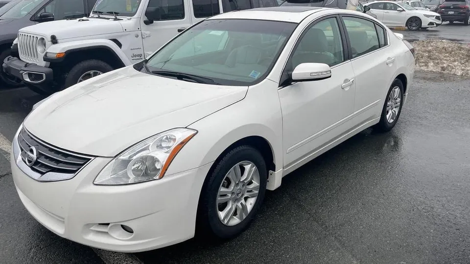 Nissan Altima