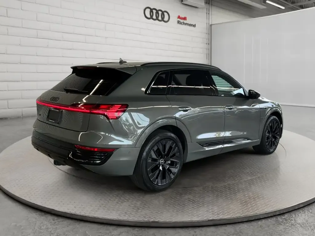 Audi Q8 E-Tron 2024 photo 5