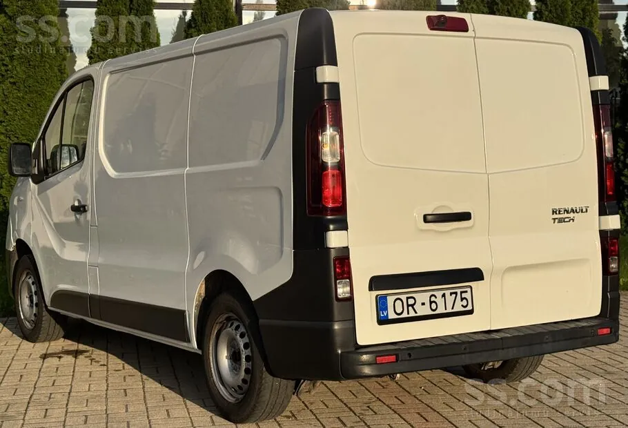 Renault Trafic 2016 photo 3