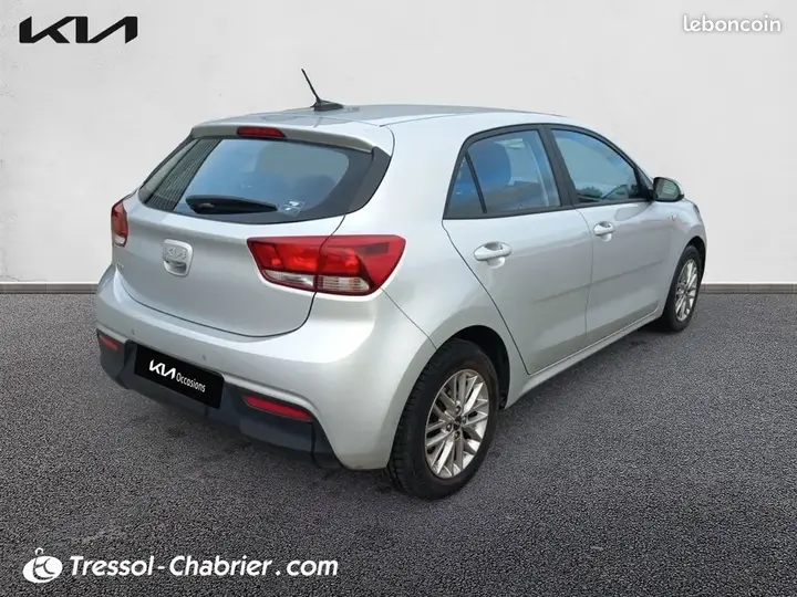 Kia Rio 2023 photo 5