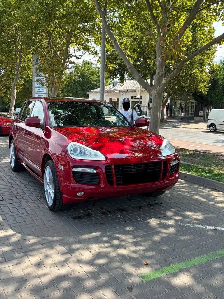 Porsche Cayenne
