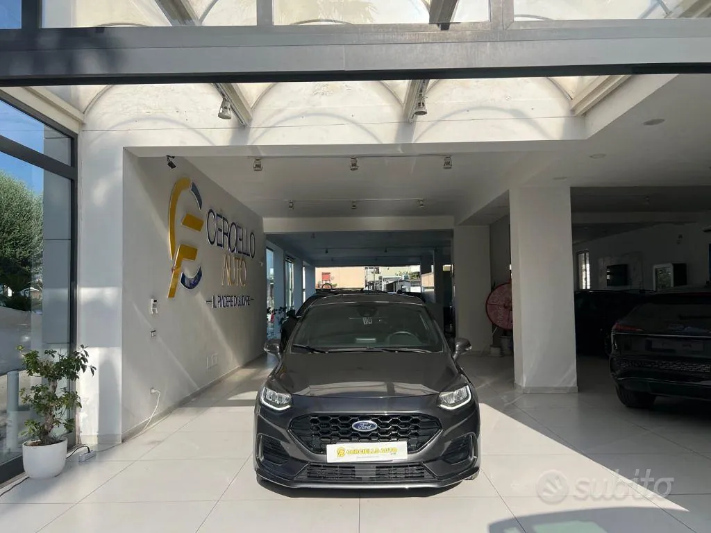 Ford Fiesta 2024 photo 2