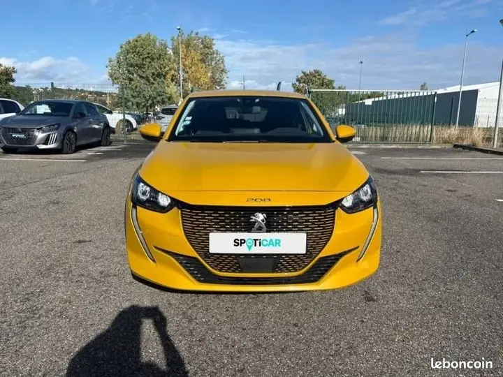 Peugeot 208 2021 photo 2
