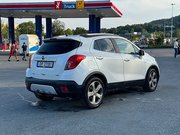 Opel Mokka 2013 photo 2