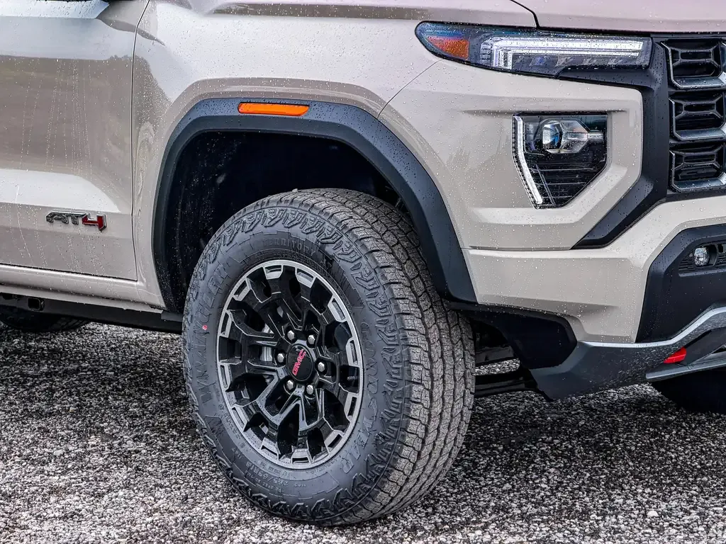 GMC Canyon 2026 photo 4