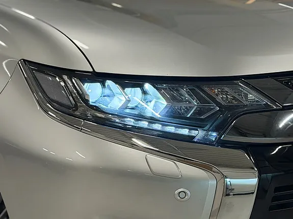 Mitsubishi Outlander 2020 photo 3