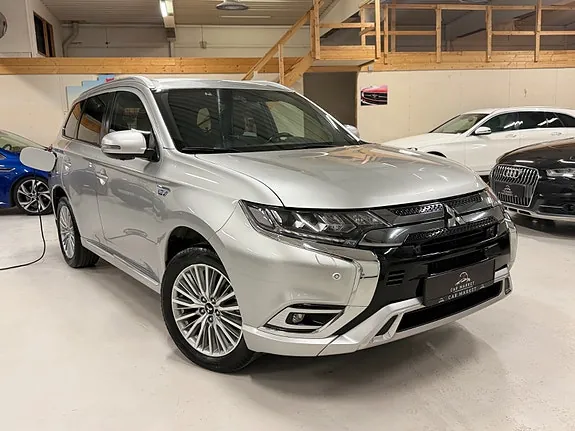 Mitsubishi Outlander 2020 photo 2
