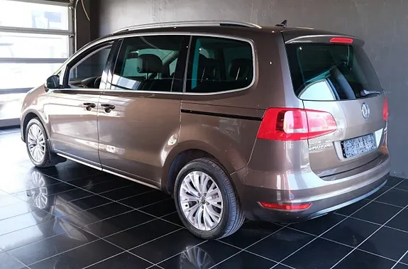 Volkswagen Sharan 2013 photo 2