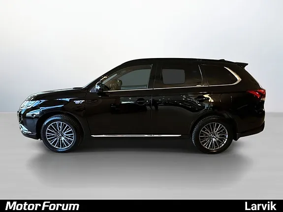 Mitsubishi Outlander 2020 photo 2