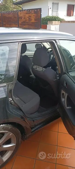 Subaru Legacy 2009 photo 4