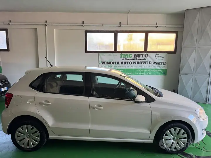 Volkswagen Polo 2010 photo 5