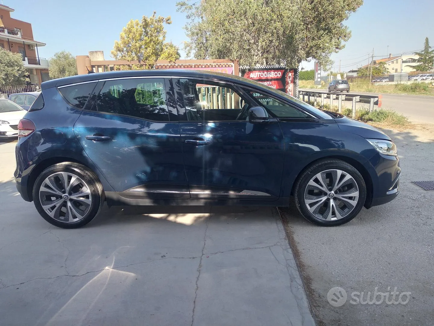 Renault Scenic 2018 photo 4