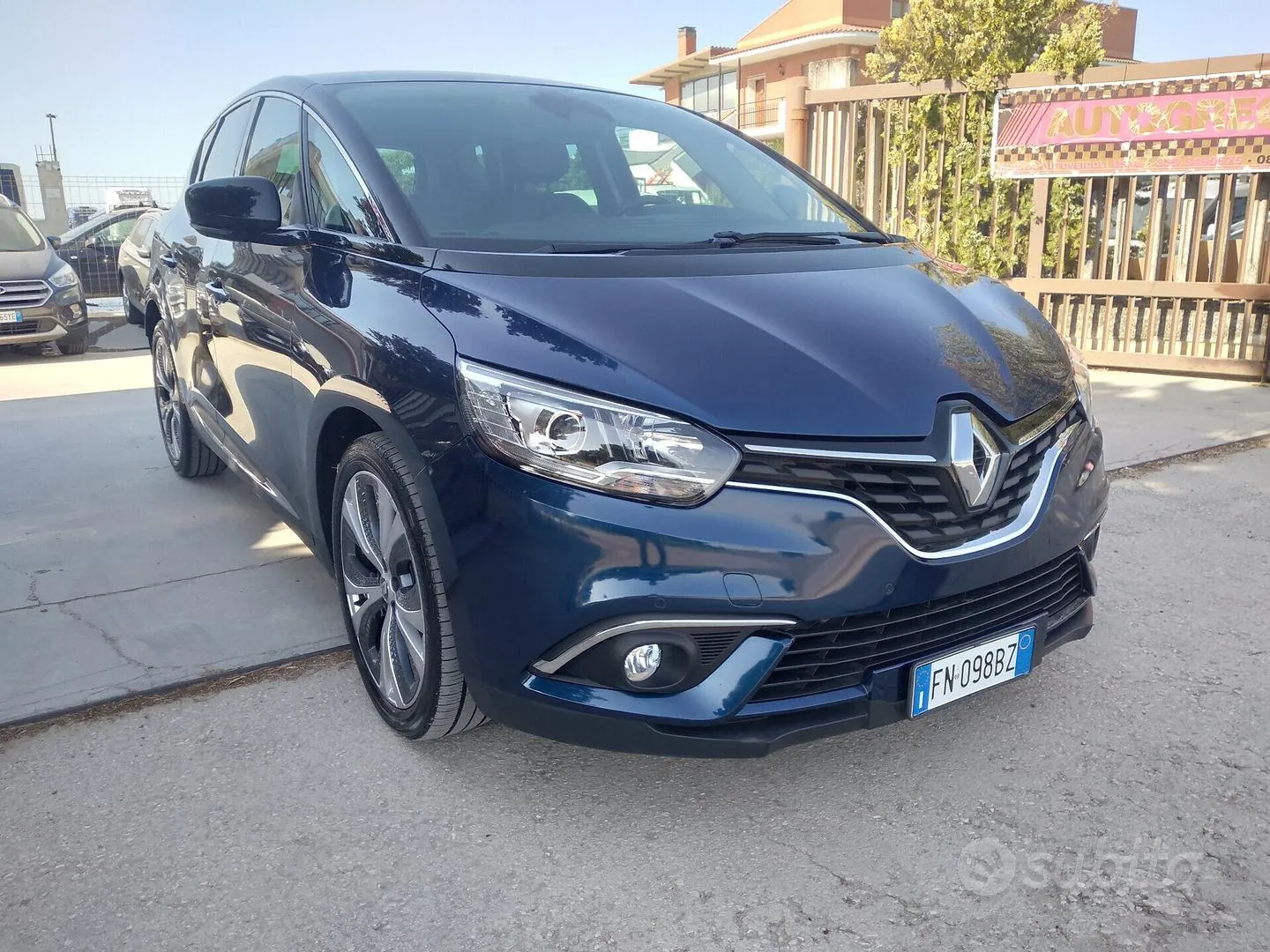 Renault Scenic 2018 photo 3