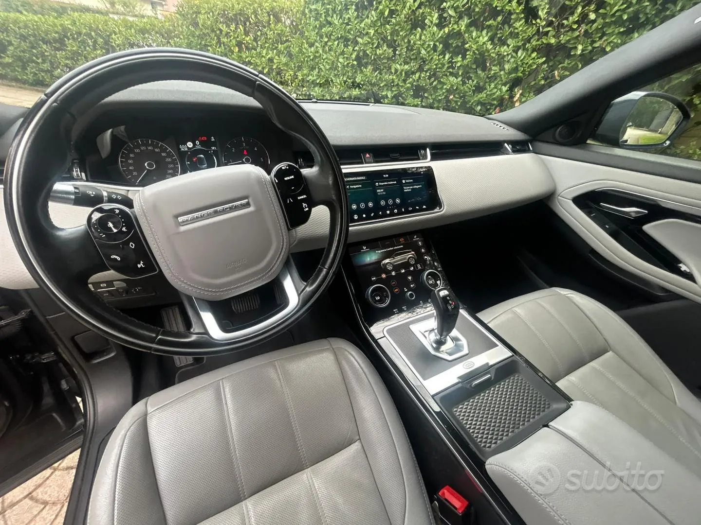 Land Rover Evoque 2019 photo 5