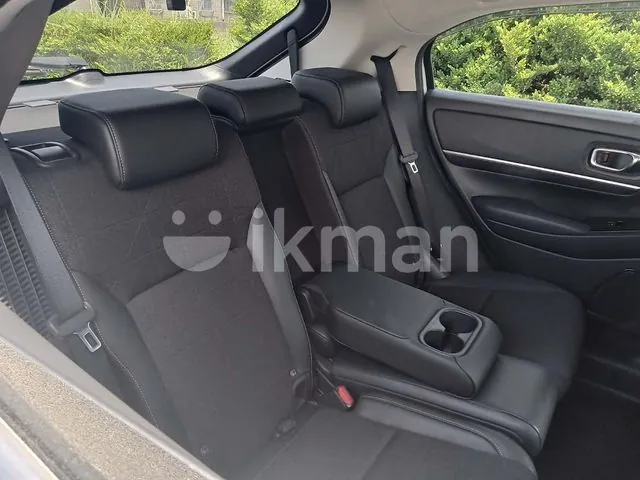 Honda Vezel 2024 photo 2