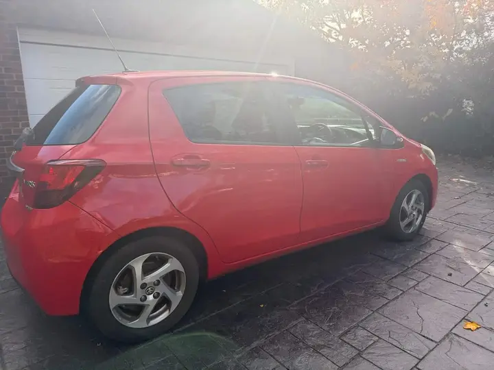Toyota Yaris 2016 photo 4
