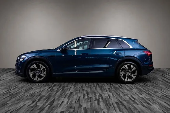 Audi E-Tron 2020 photo 2