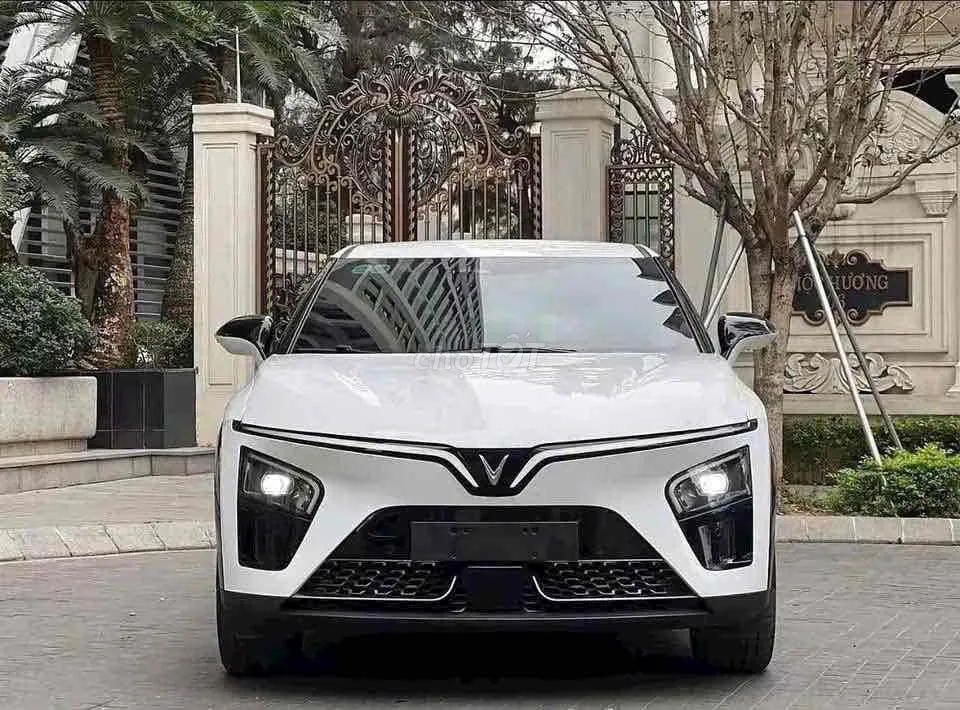 Vinfast Vf7