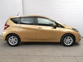 Nissan Note 2018 photo 4