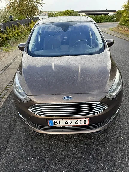Ford C-Max 2016 photo 2