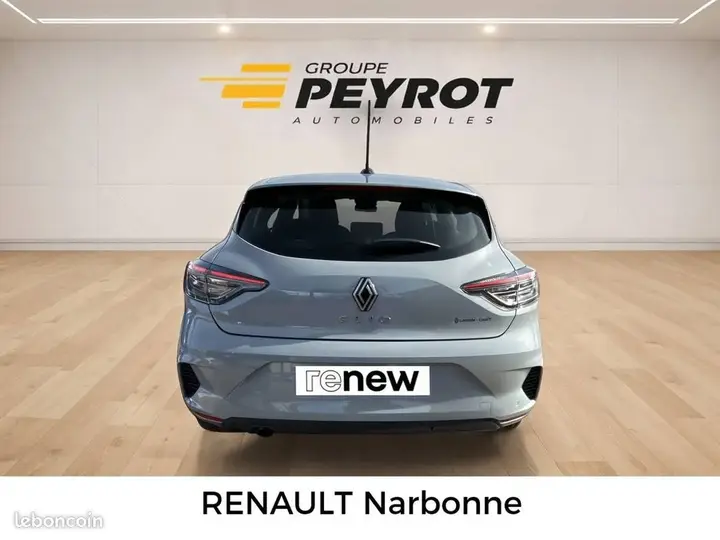 Renault Clio 2024 photo 4