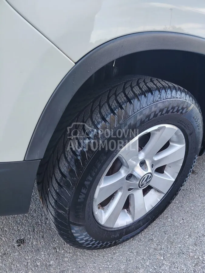Volkswagen Tiguan 2011 photo 5