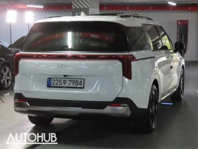 Kia Carnival 2025 photo 3