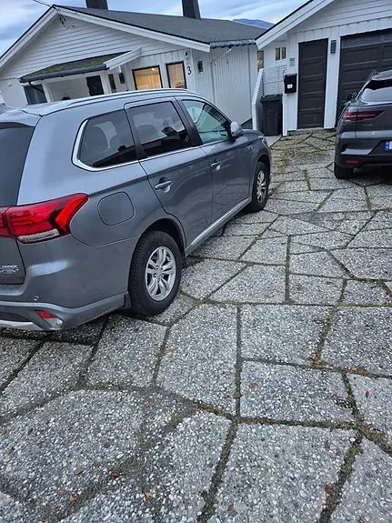 Mitsubishi Outlander 2017 photo 3