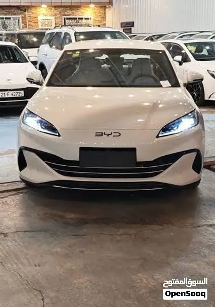 BYD Seal 2025 photo 2