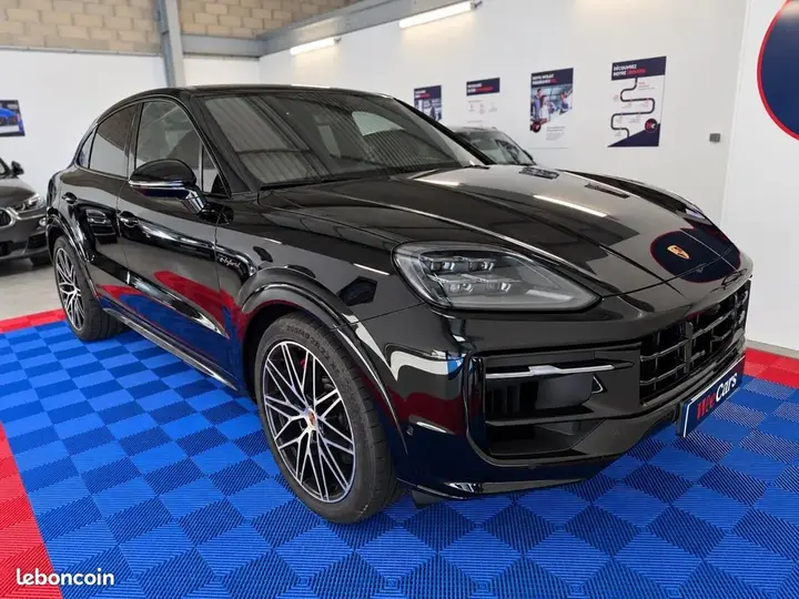 Porsche Cayenne 2024 photo 3