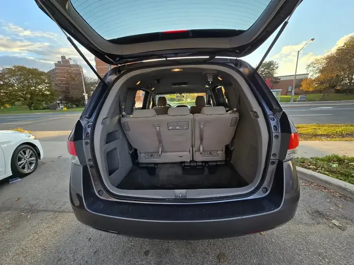 Honda Odyssey 2016 photo 4