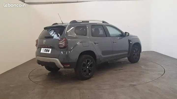Dacia Duster 2022 photo 2