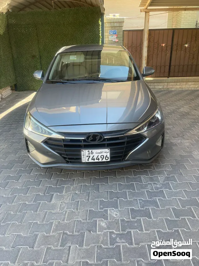 Hyundai Elantra 2019 photo 2