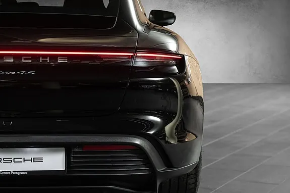 Porsche Taycan 4S 2020 photo 3