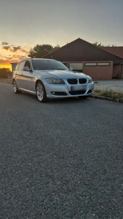 BMW 318D Touring