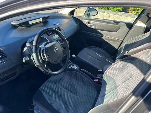 Citroen C4 2008 photo 3
