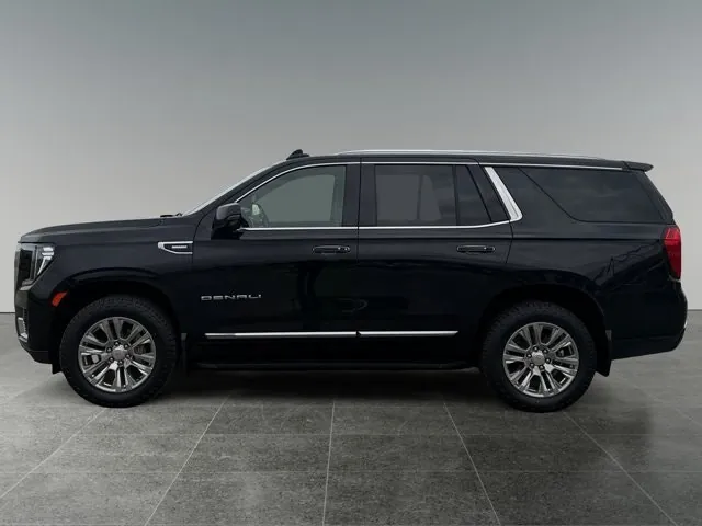 GMC Yukon 2023 photo 2