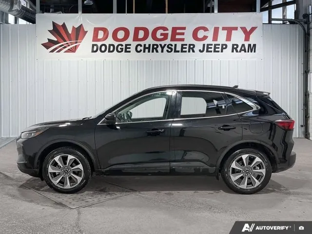 Ford Escape 2024 photo 2