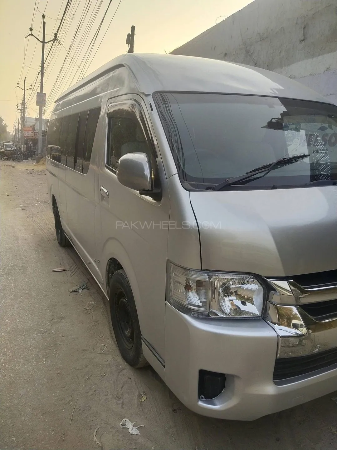 Toyota Hiace